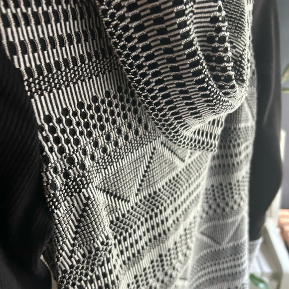 Luc Fontaine Geometric Black and White Long Sleeve Mini Dress Size 04 - Picture 12 of 16